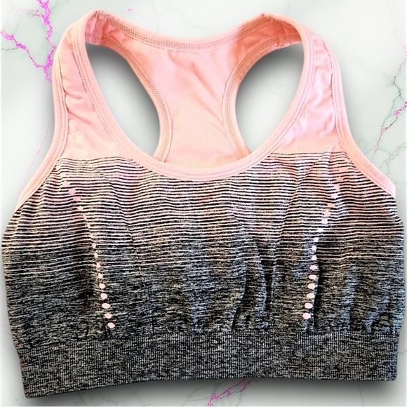 Women’s Sports Bra Athletic top Size Small - Picture 4 of 4